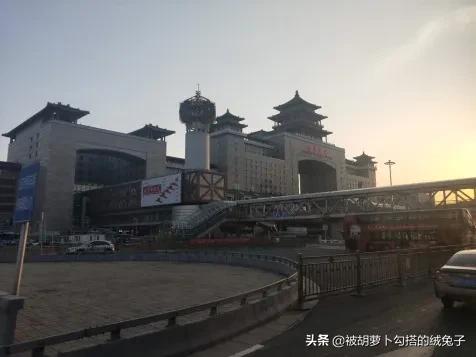 北京最小的地面地铁站,北京无轨电车3路