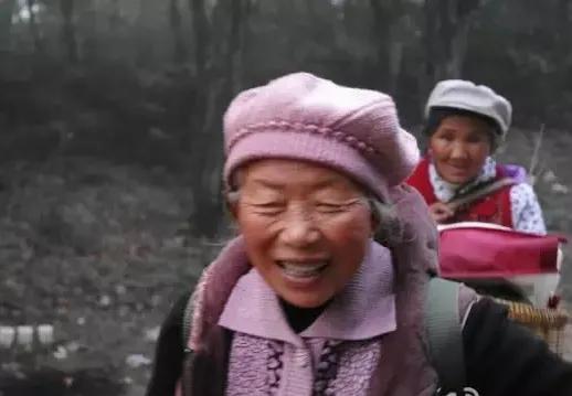 2015年9月9我上了剑川石宝山金顶寺