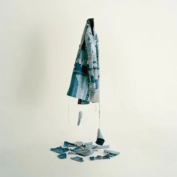 浼犺涓殑閿︿笂娣昏姳,浼犺閿︿笂娣昏姳