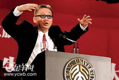 由李敖回乡情怯看中国知识精英拿什么VS赵本山