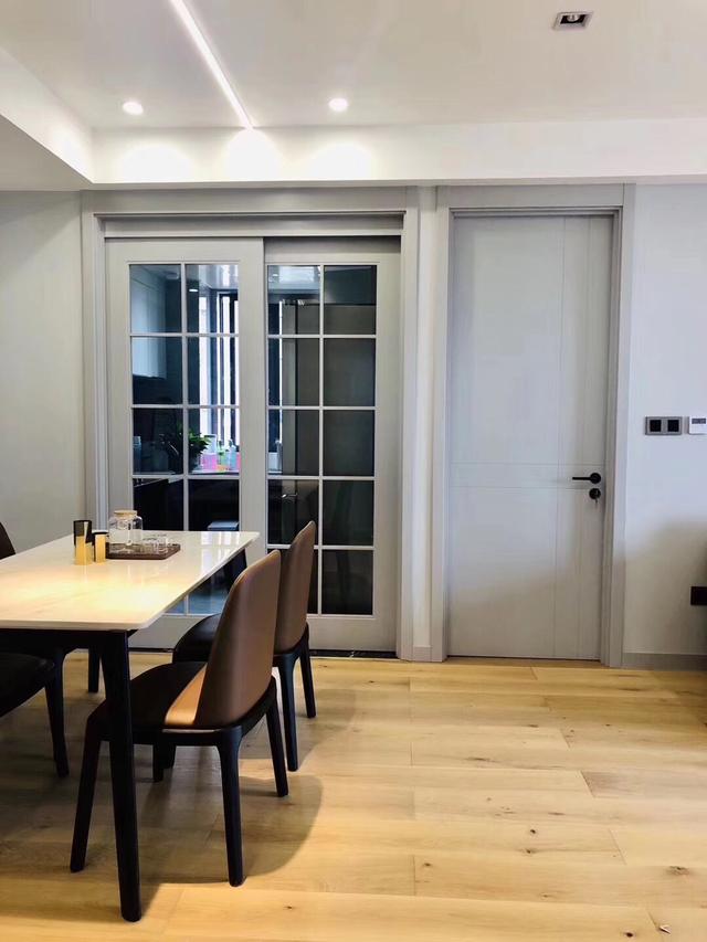 开关门嘎吱响怎么解决,开关门的时候咯吱响