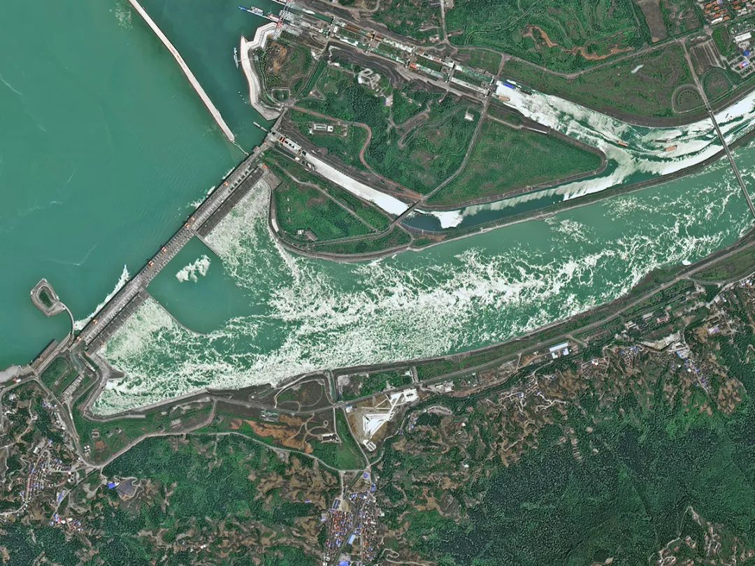 宜昌三峡水利大坝,三峡大坝世界最大水利工程