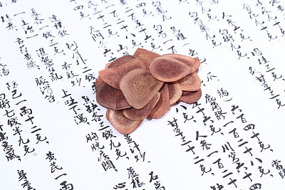 炖鹿茸吃要禁忌什么食物,服用人参鹿茸有什么禁忌