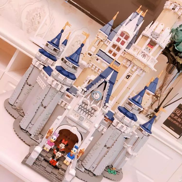 关于乐高的影视作品,好看的乐高影视作品