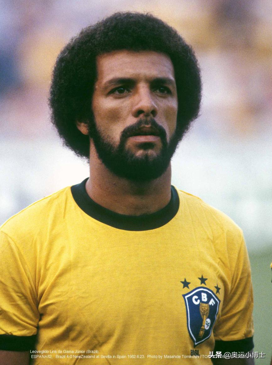 最出色的足球后卫卡洛斯,实况左后卫卡洛斯马尔蒂尼