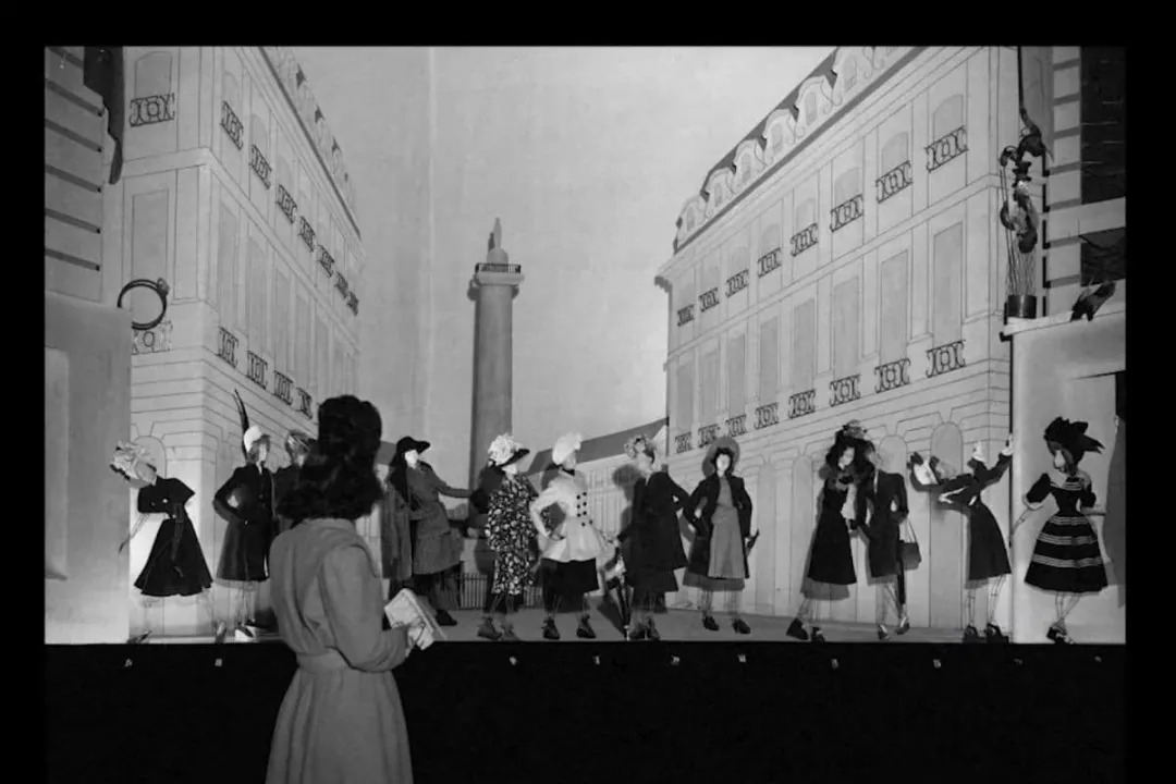 走进众神时代的唯美童话，Dior高订的14分钟到底在讲什么？