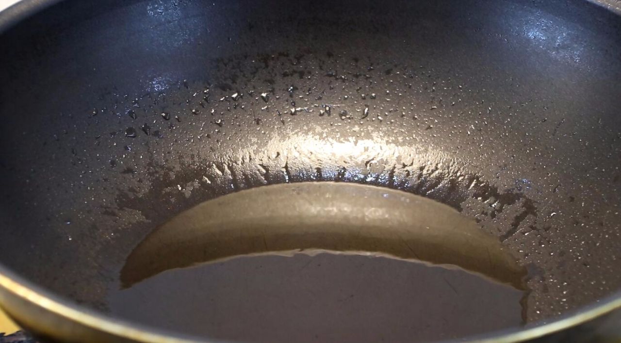 千岛湖葱油小河虾和油爆小河虾,小河虾的处理方法与做法