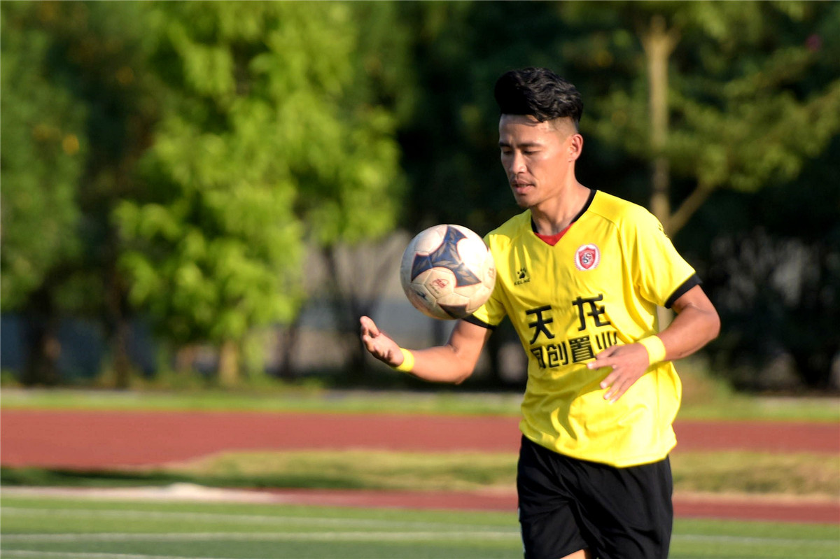 广西足球比赛今日赛程,桂超联赛2024广西贺州