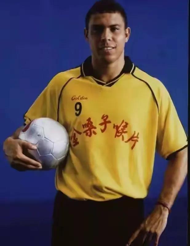 足球骚操作,足球如何商业化运作