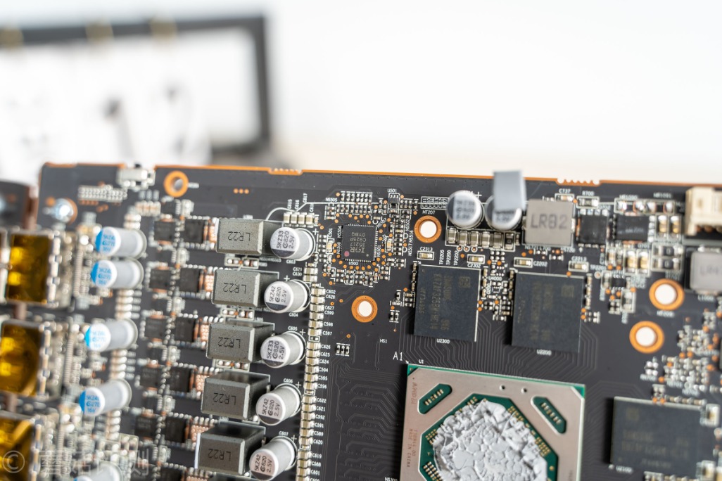 蓝宝石rx5808g超白金oc拆机,蓝宝石rx5500xt白金版8g拆机