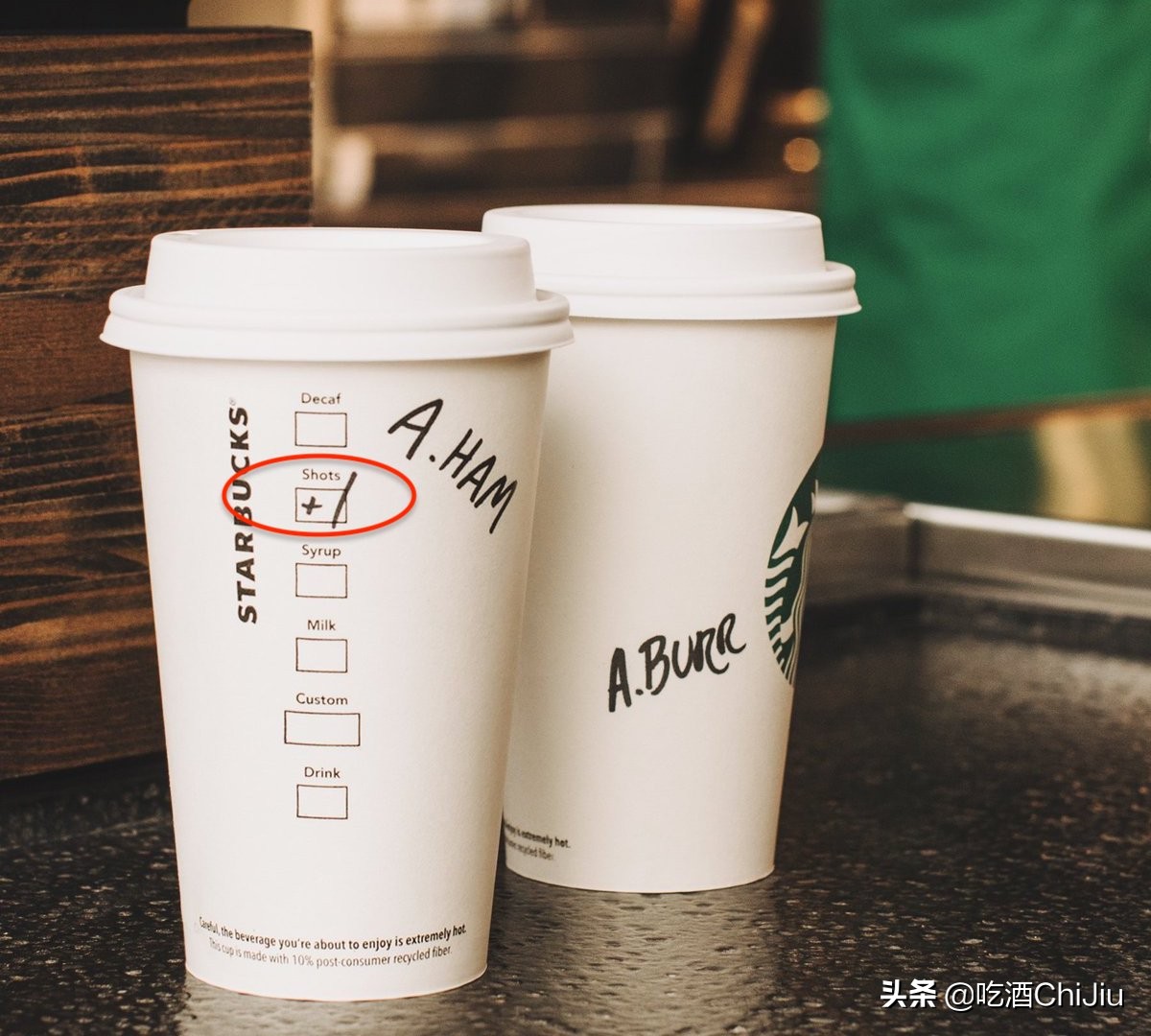 星巴克纸杯上的框框和英文字母，都藏着什么意思？