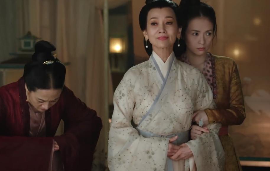 瞪眼咆哮,摇头晃脑,这6位演技被高估的“老戏骨”,该亮亮相了