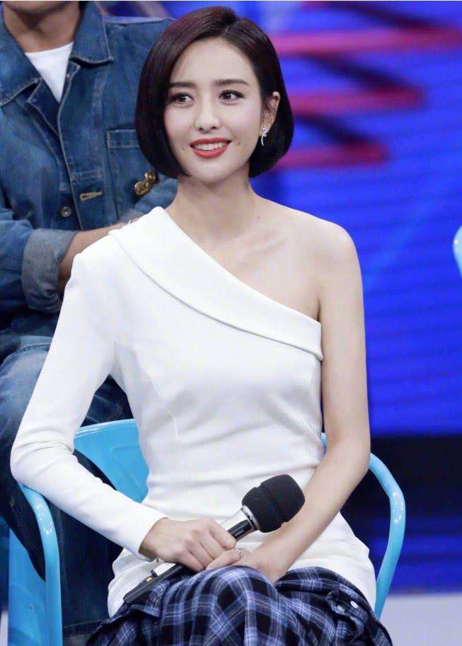 明星外号,何炅叫“小何尚”,沙溢叫“豆芽菜”,周迅这个不淡定