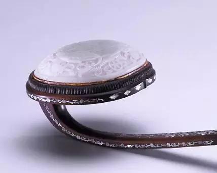 古人挠痒神器，一柄在握，岁美人和