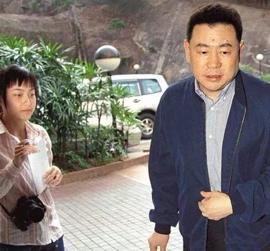 李嘉欣刘銮雄甘比,刘銮雄与李嘉欣关系