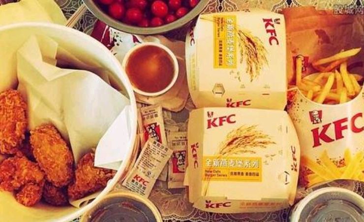为什么肯德基全家桶会放一张白纸,肯德基全家桶为什么放一张白纸