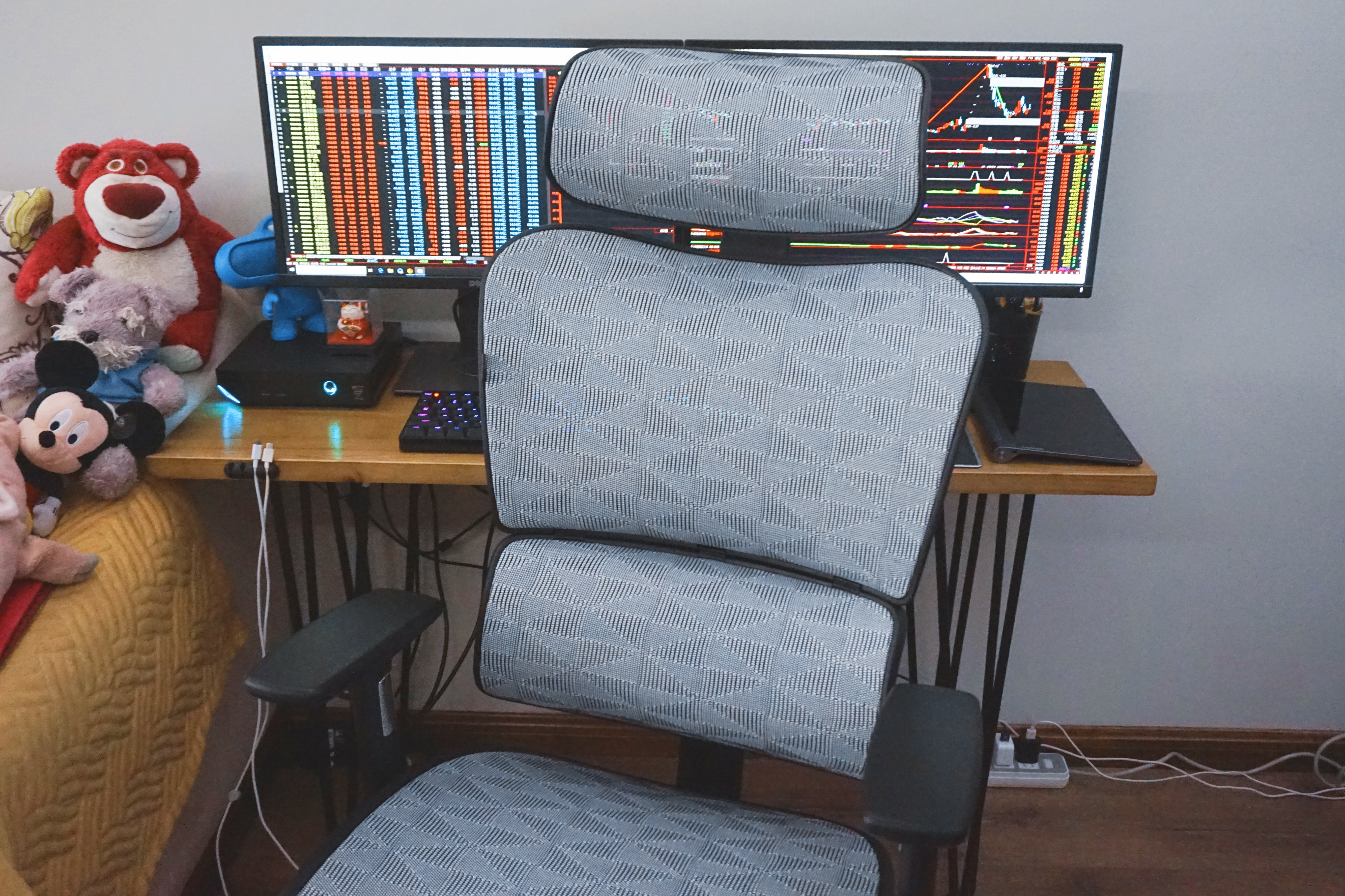 看了老罗推荐的人体工学椅我买了它——达宝利D1人体工学椅评测