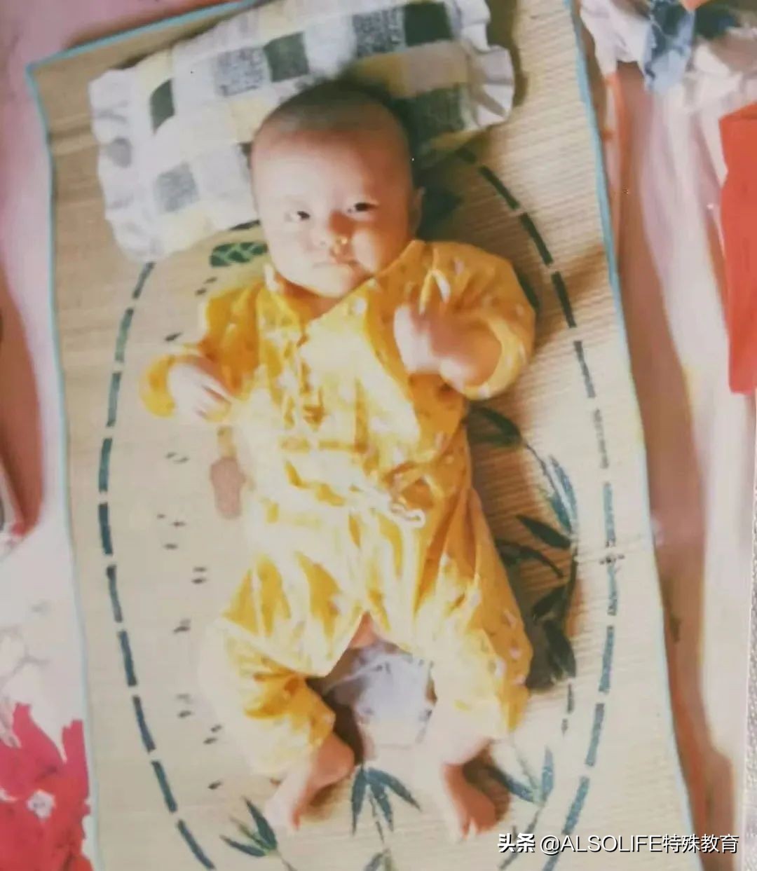 双盲6年，自闭症外孙女成为姥爷的“眼睛”