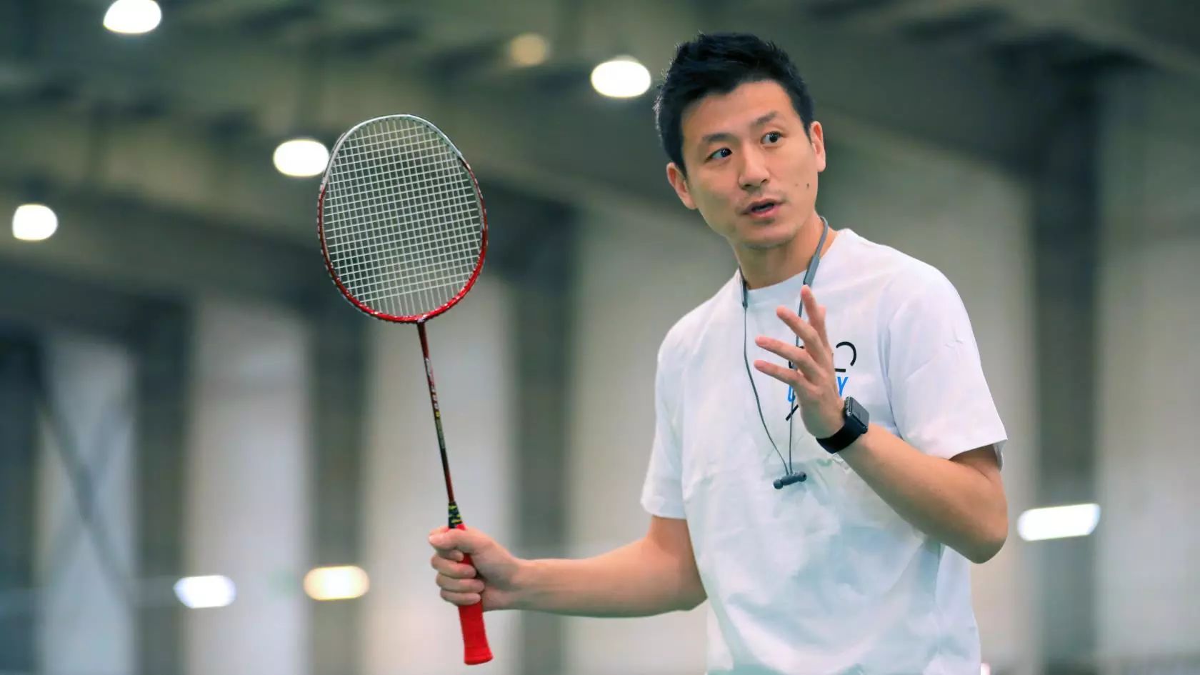 高远球高而不远,高远球朴实无华