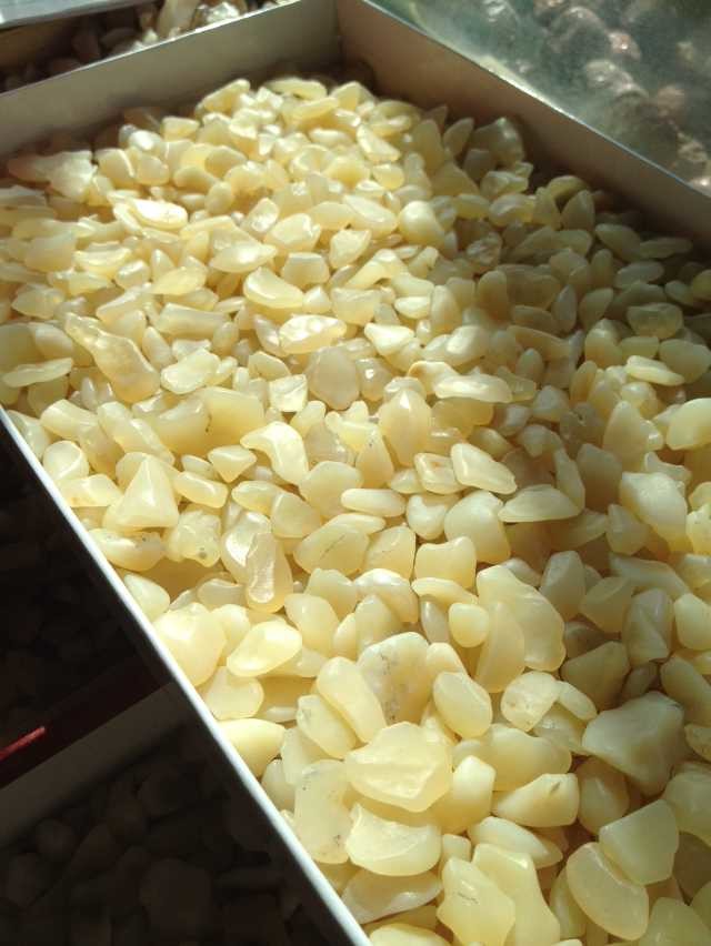 新疆罗布泊有戈壁石吗,新疆罗布泊哪些石头比较值钱