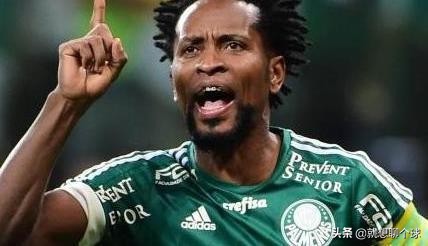 左脚会拉小提琴的男人,左脚拉小提琴的球员