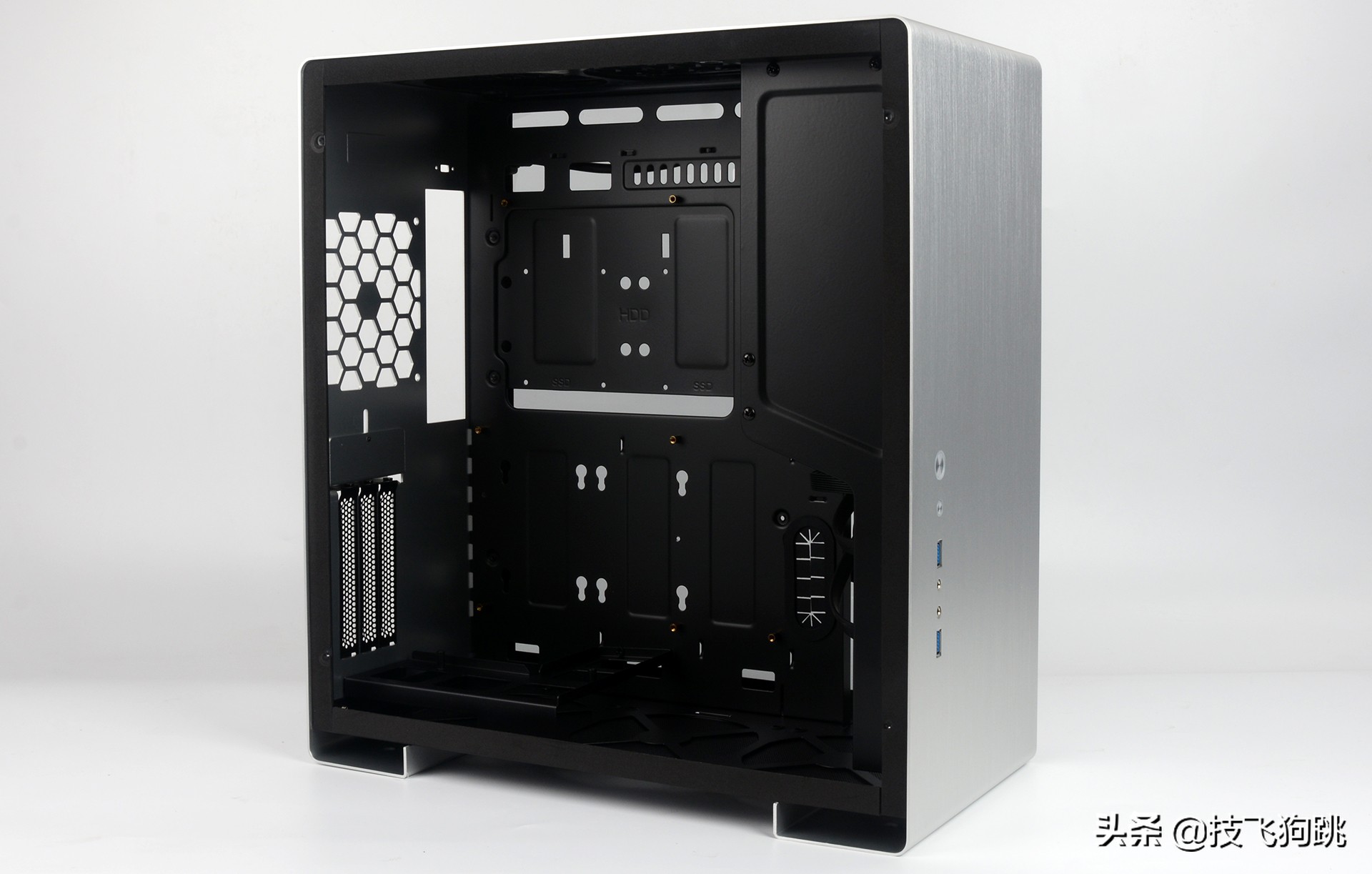 不到1000分的显卡,耕升显卡1080ti多少w