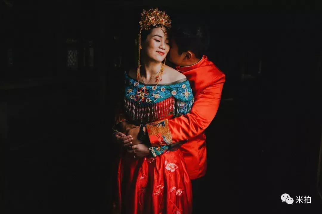 2018年最漂亮的缎面婚纱图片,十大婚纱摄影排行图片欣赏