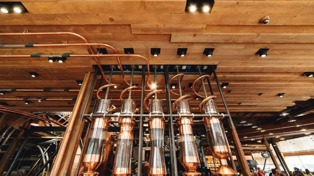 星巴克首席执行官哪里人,星巴克设计师工作室