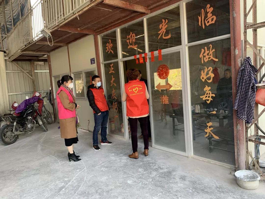 战疫情英雄故事,战疫平凡故事