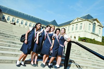 中国不同年代穿的校服,校服不同年代