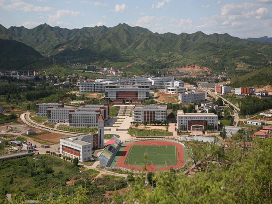 两所高校，临床医学、护理学都是国家特色！适合中低段考生报考