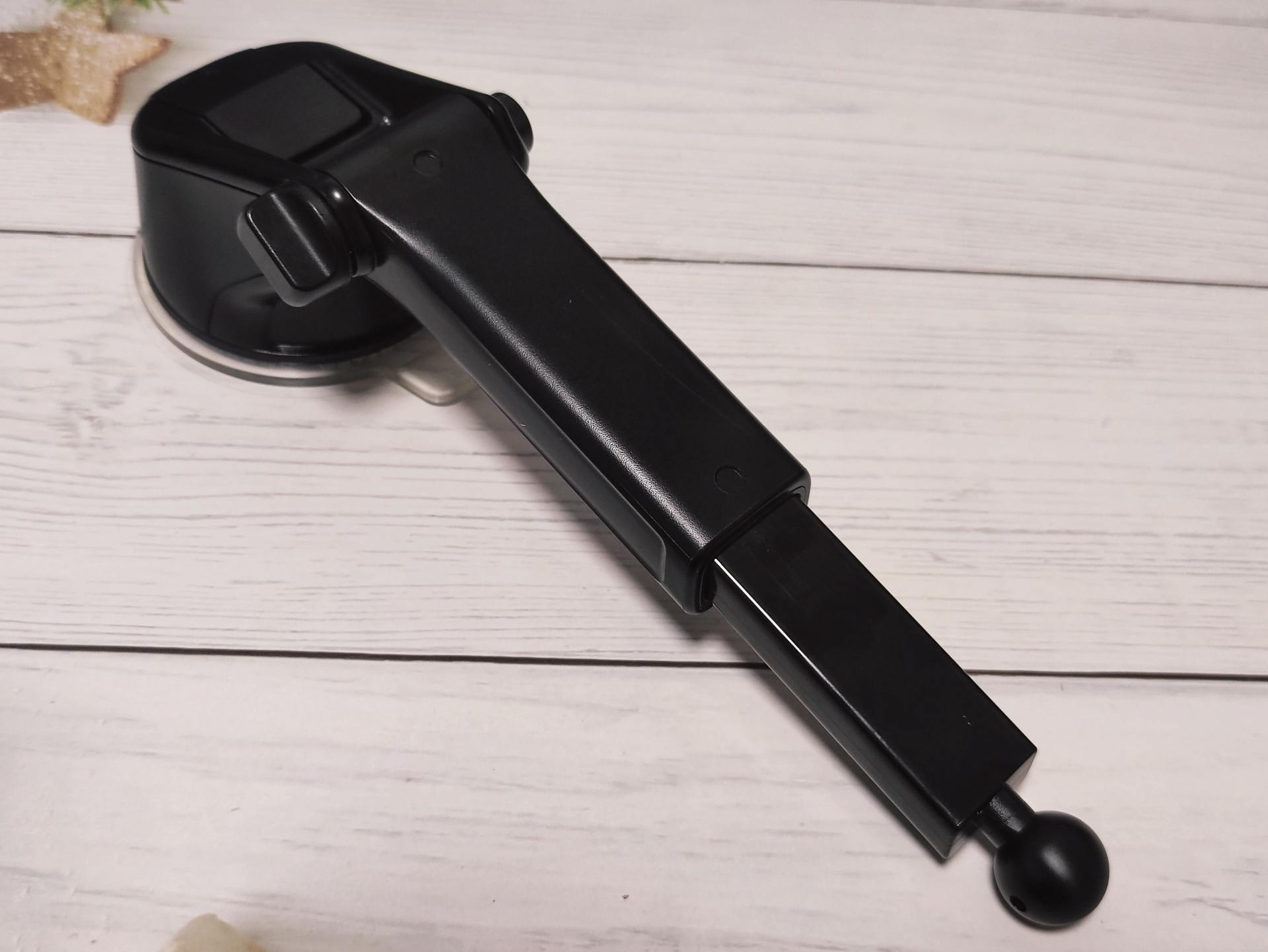 iottie支架评测,iottie车载支架宝马