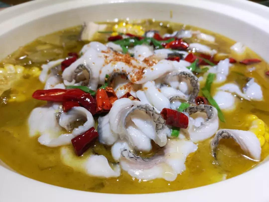 彭州美食街哪家好吃,四川彭州市的美食街是哪条街