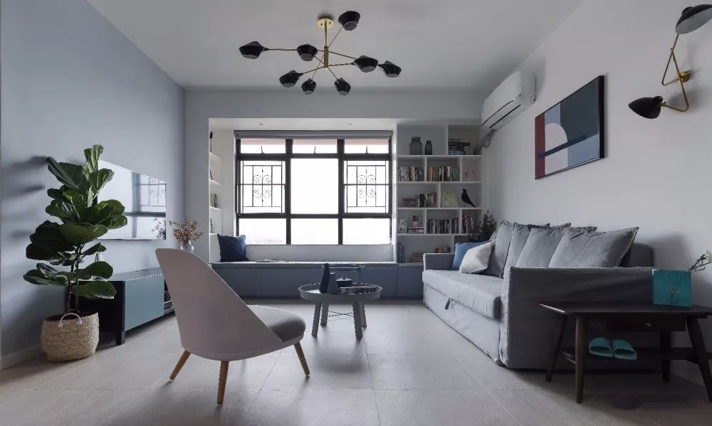 客厅大面积地砖深灰色铺贴效果图,客厅地砖简约铺贴图