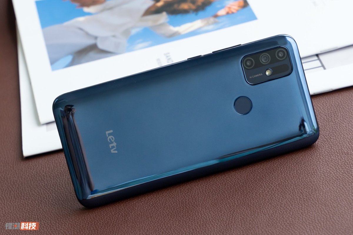 乐视手机s1值得入手吗,乐视s1手机参数