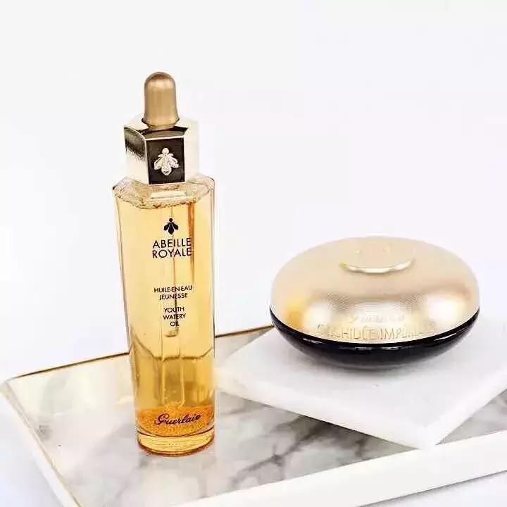 一年四季无限回购精华种草,超好用的平价精华推荐