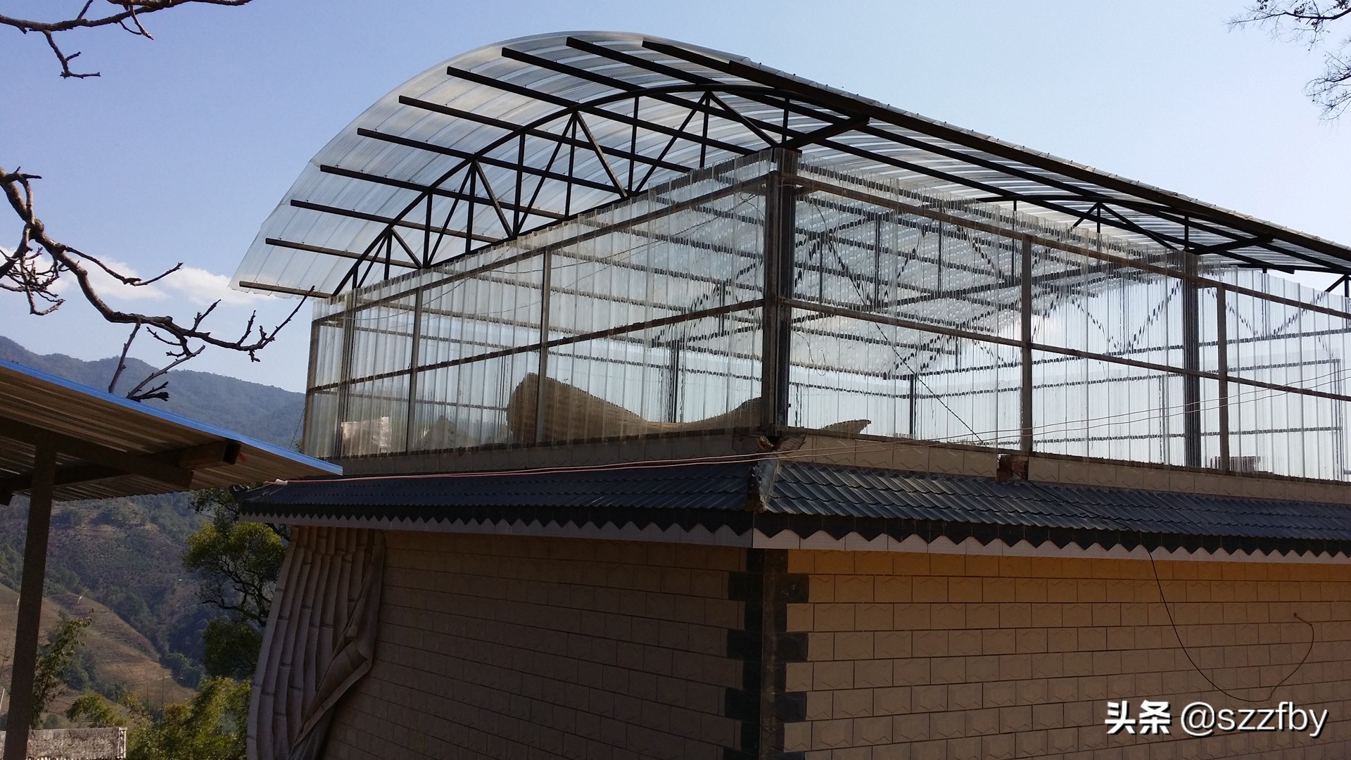 pc透明阳光瓦价格,全透明pc阳光板采光瓦