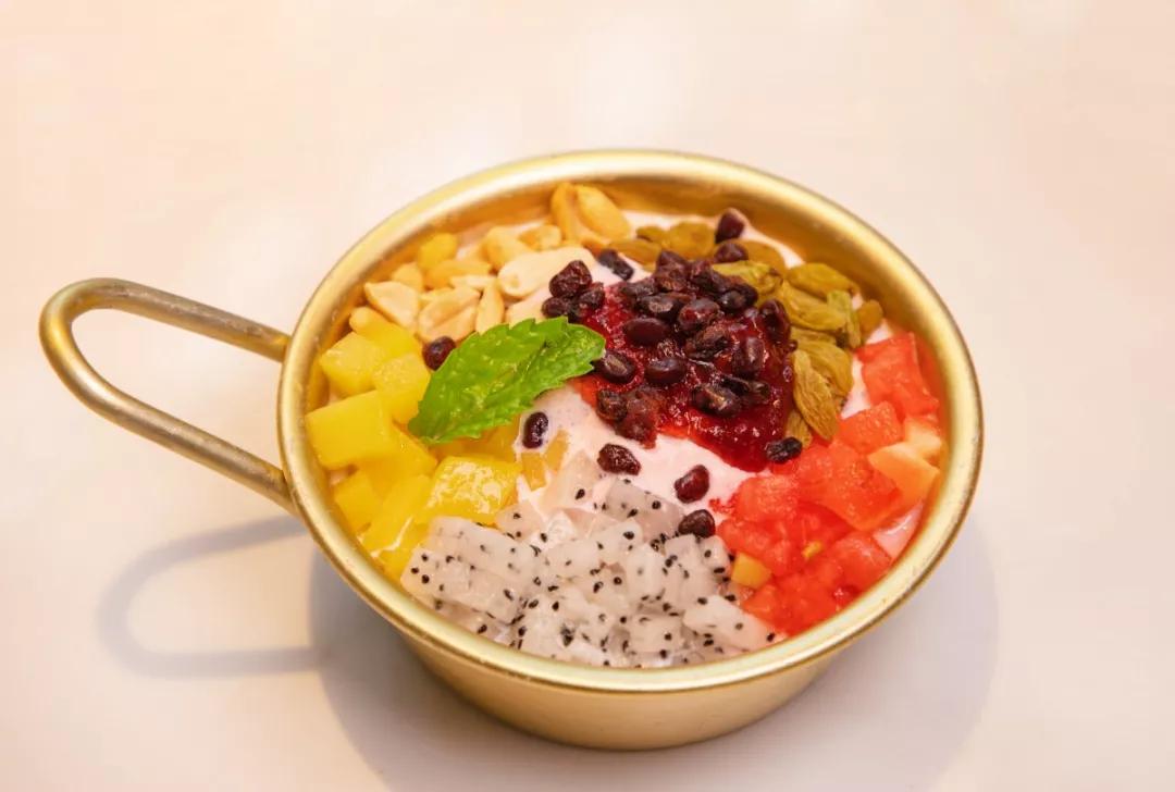 兰州网红串串最近火爆的,兰州西关网红串串