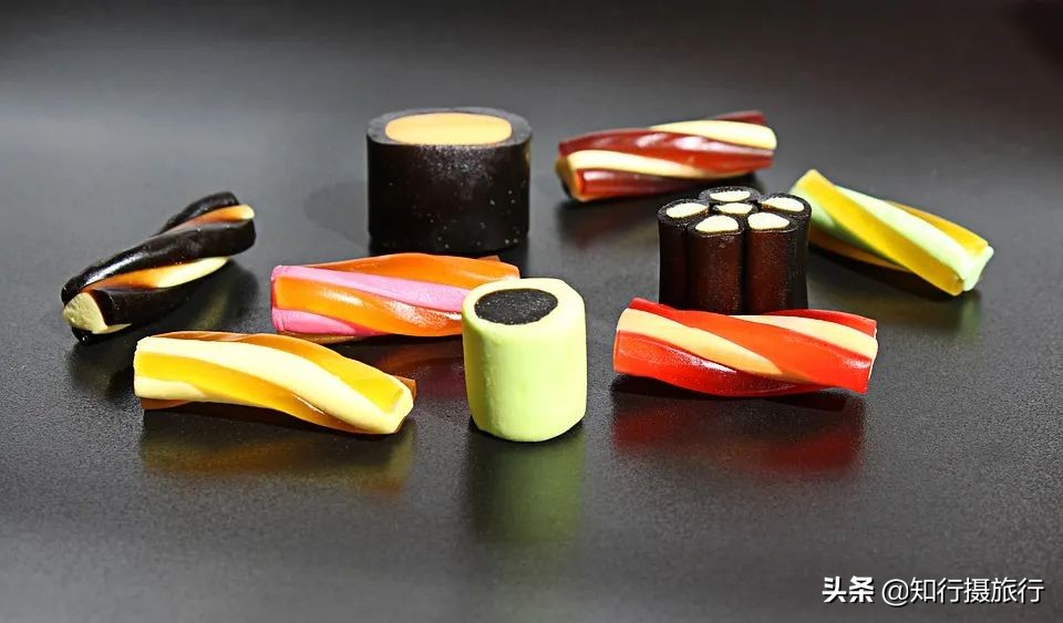 北欧斯堪的纳维亚航空公司富有争议的独特宣传片揭示旅行的意义