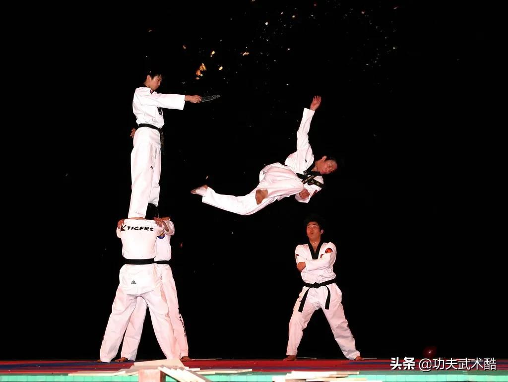 跆拳道最弱的格斗术,为什么格斗比赛很少跆拳道