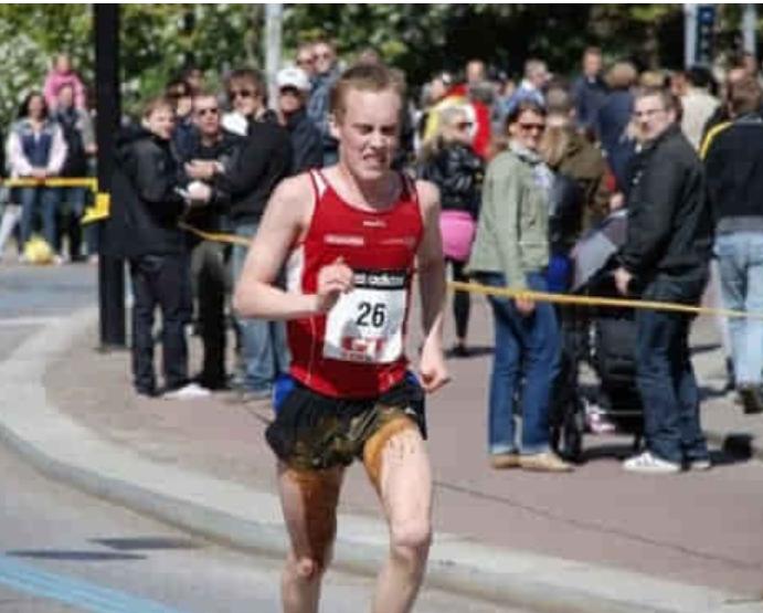 皮尔斯和哈登互造犯规,皮尔斯哈登打得比任何人都更出色