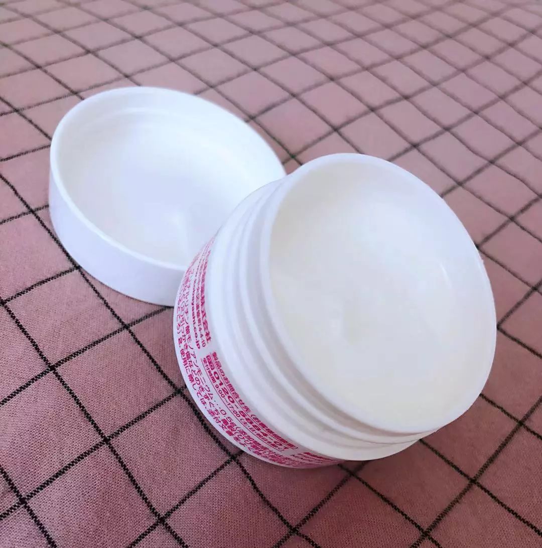 好用但小贵的护肤彩妆分享,好用还不贵的全套彩妆求分享