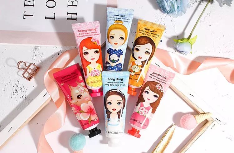 世界顶级手模出镜一次赚4万 (世界最漂亮手模)