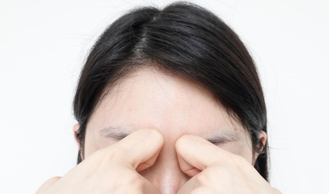 左脸和右脸不一样好看,左脸总比右脸好看