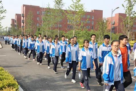 共赴一场心灵之约,山东省潍坊第四中学信心筑梦