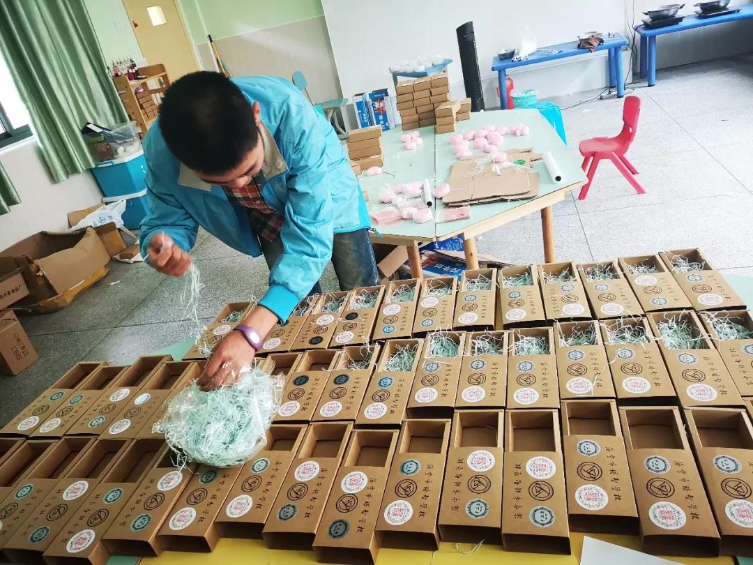 淘宝物流慢被差评,淘宝发货慢服务态度差如何给差评