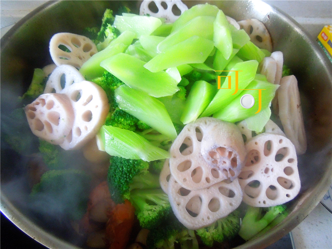 火锅底料自己在家怎么做麻辣香锅,不辣的火锅底料做麻辣香锅