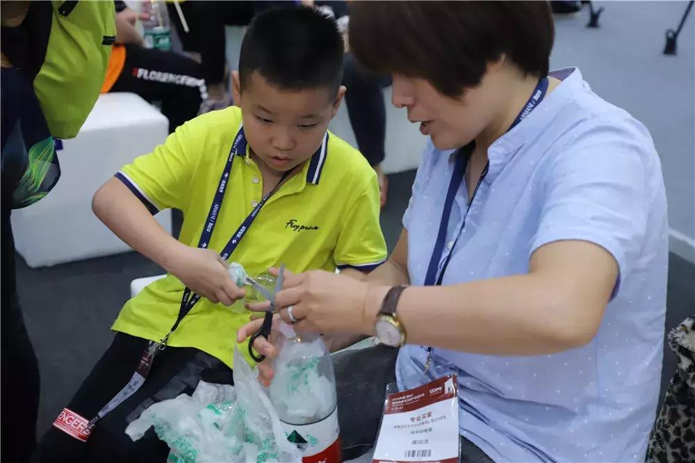 格莱斯林晓霞：新中式和现代简约是未来主流︱中陶展系列③