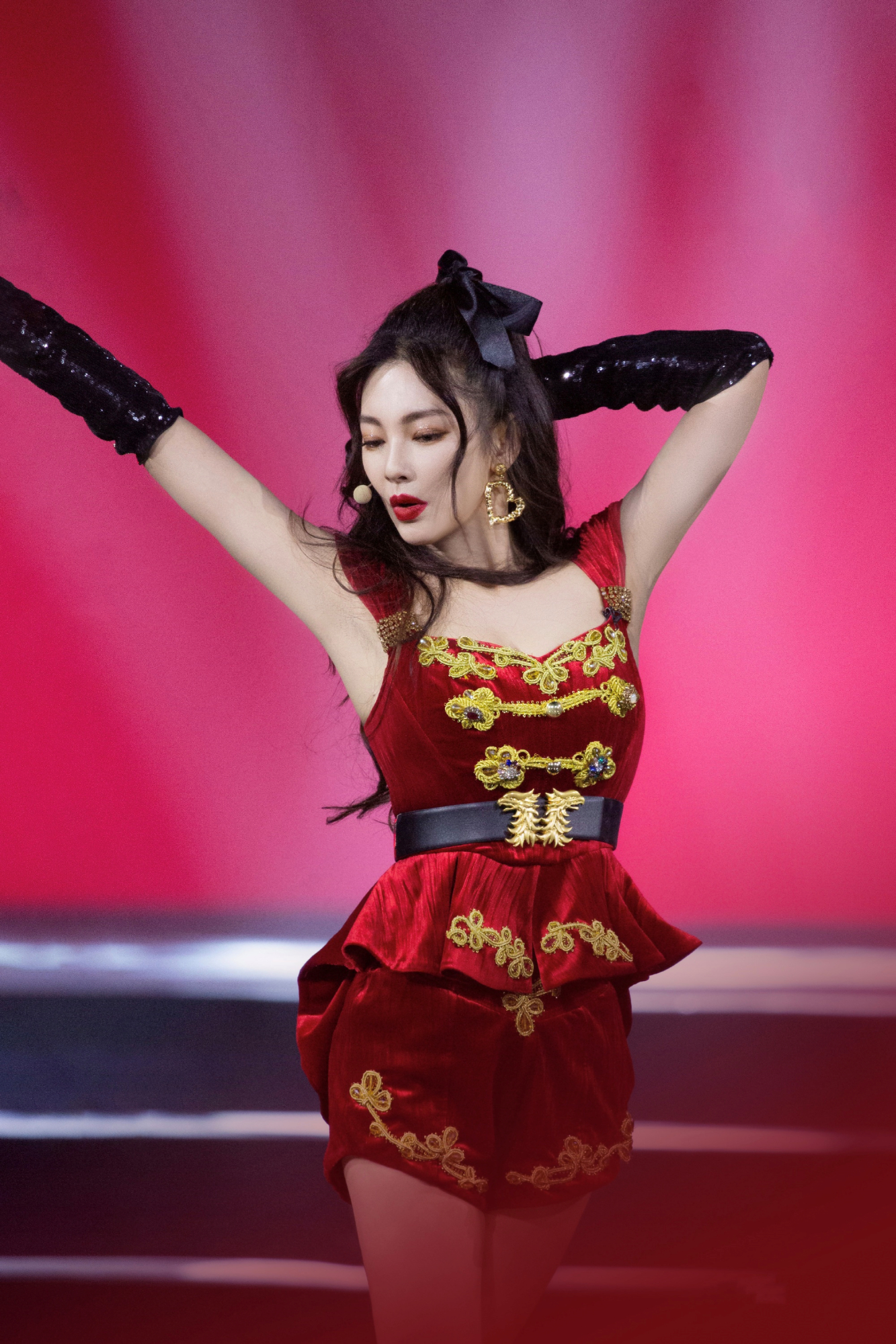 万茜张雨绮宁静,宁静张雨绮万茜最近的综艺节目