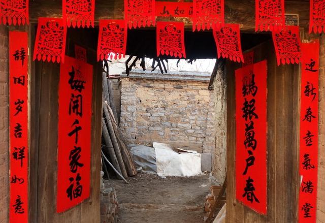 迎春立春贴春联好不好,立春贴春联还是除夕贴